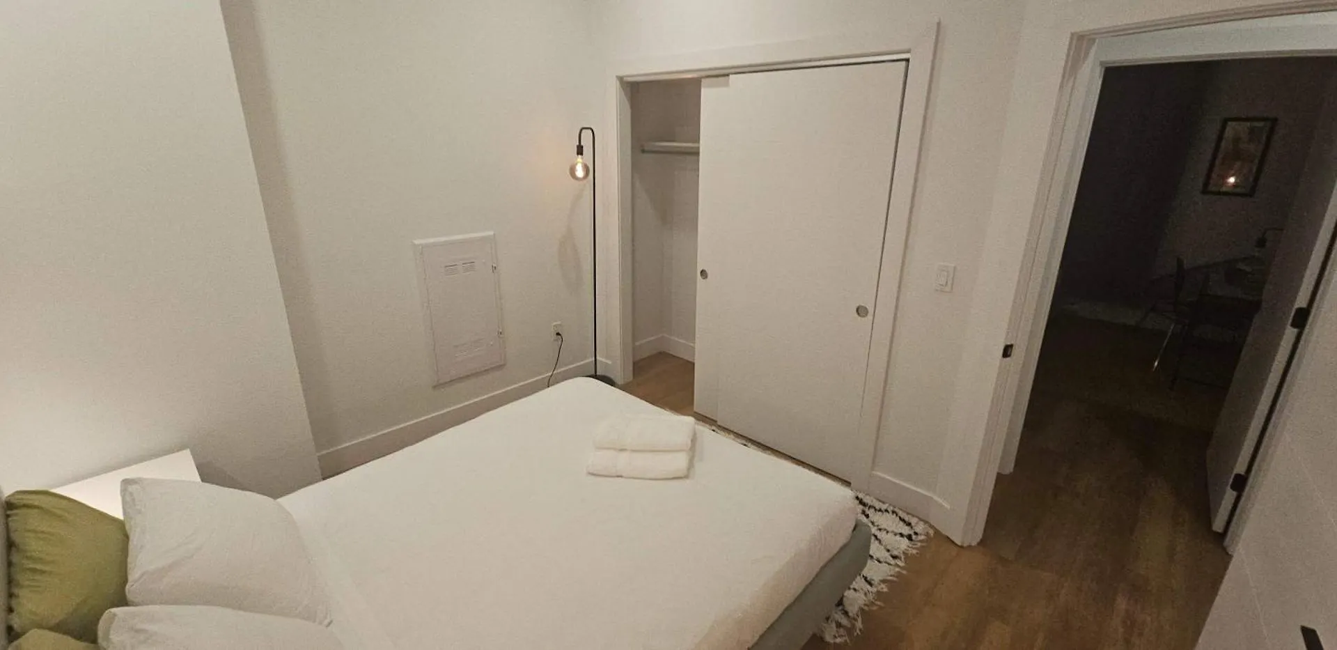 Apartment Downtown Gem, Perfect For Families & Groups, Ac, Unit 401